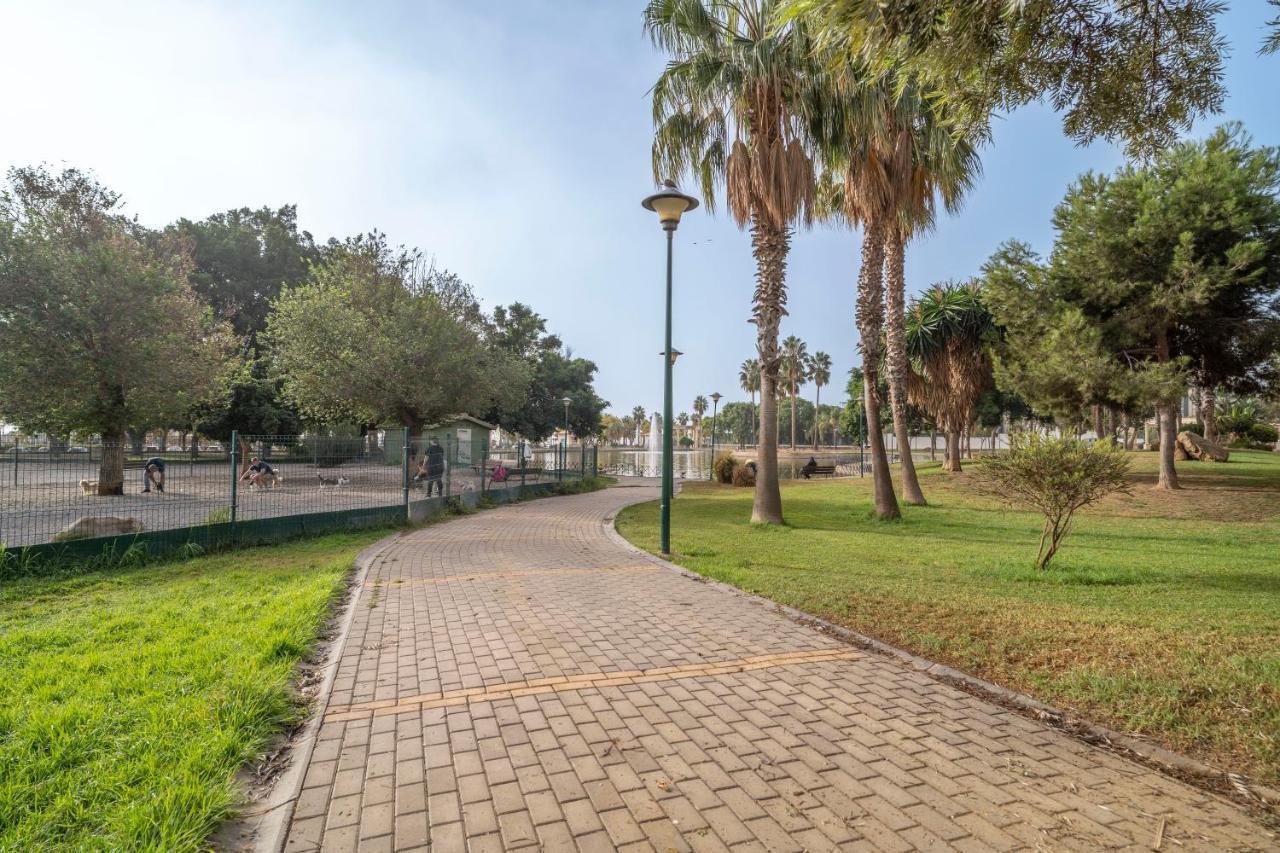 Apartamento Malaga Beach - Center B&C Exteriör bild